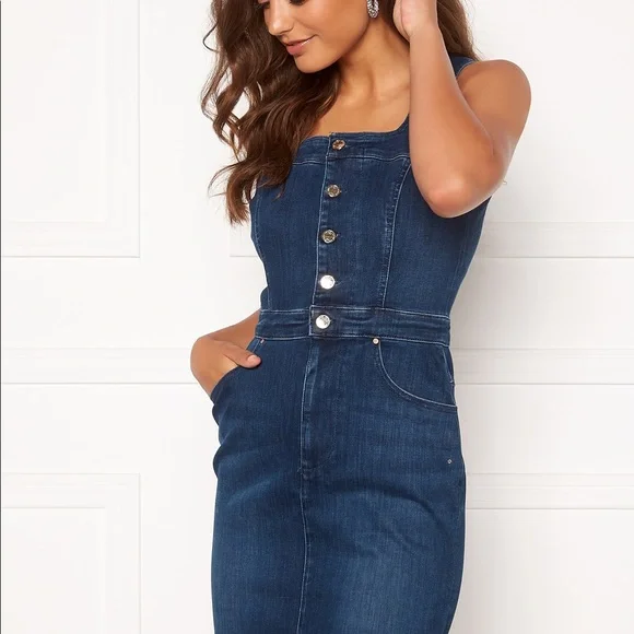 guess denim dress Mini (XS-S) Decorative eyelets and lacing on the front GUESS: Global Lifestyle Brand for